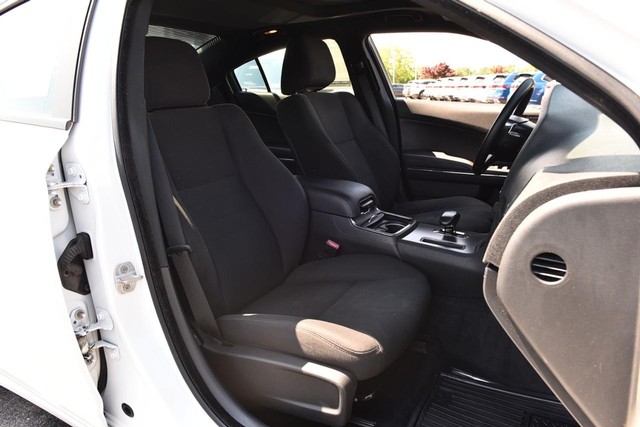Dodge Charger Vehicle Image 18