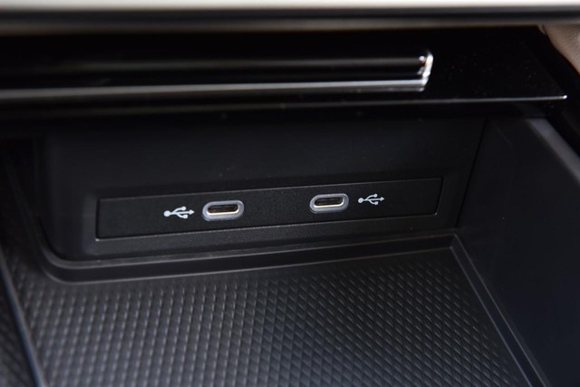 Volkswagen Atlas Vehicle Image 16