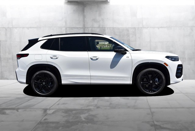 Volkswagen Tiguan Vehicle Image 05
