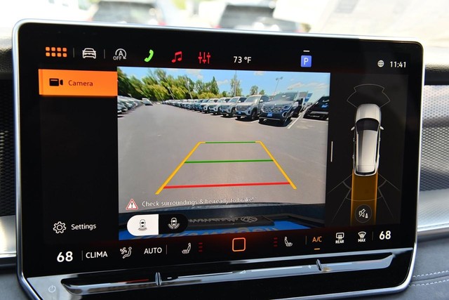 Volkswagen Tiguan Vehicle Image 13