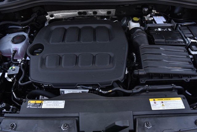 Volkswagen Tiguan Vehicle Image 27