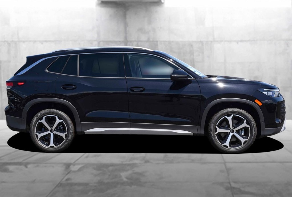 Volkswagen Tiguan Vehicle Full-screen Gallery Image 5