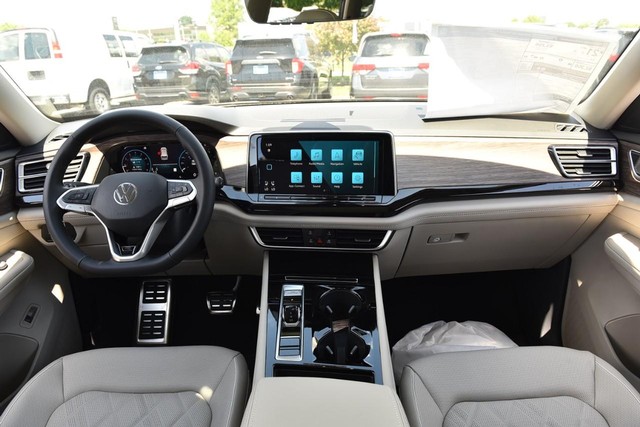 Volkswagen Atlas Vehicle Image 07