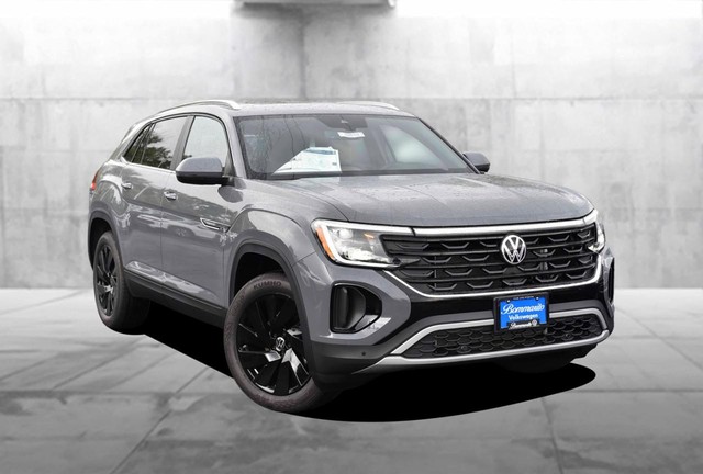 Volkswagen Atlas Cross Sport Vehicle Image 02