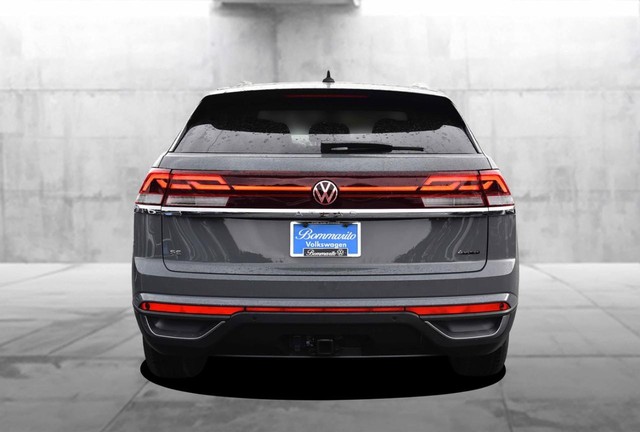 Volkswagen Atlas Cross Sport Vehicle Image 06