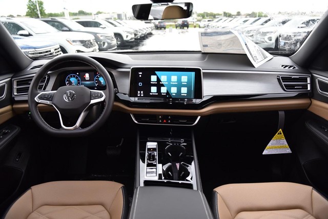 Volkswagen Atlas Cross Sport Vehicle Image 07