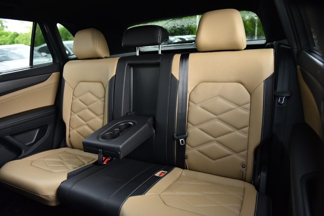 Volkswagen Atlas Cross Sport Vehicle Image 20