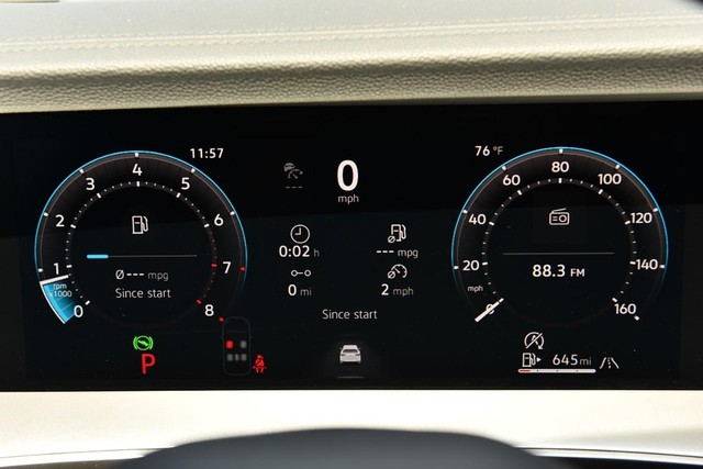 Volkswagen Tiguan Vehicle Image 12