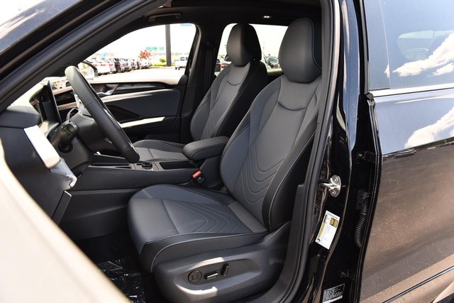 Volkswagen Tiguan Vehicle Image 19