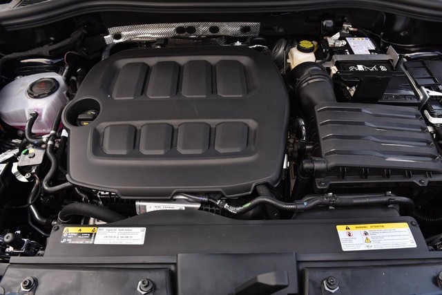 Volkswagen Tiguan Vehicle Image 27