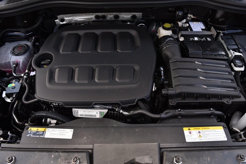 Volkswagen Tiguan Vehicle Full-screen Gallery Image 27