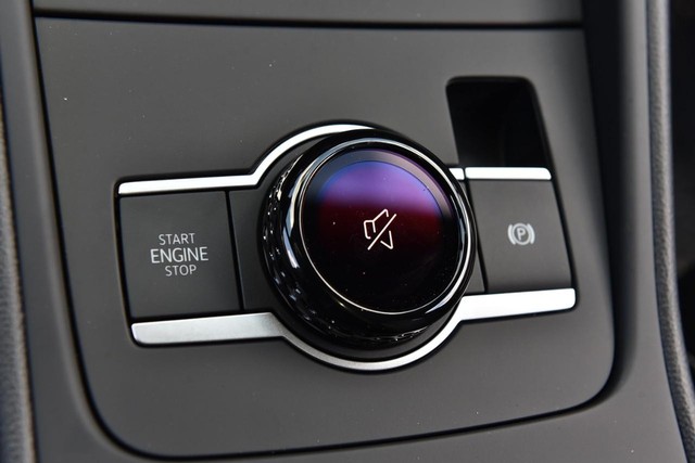 Volkswagen Tiguan Vehicle Image 17