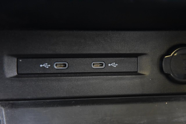 Volkswagen Taos Vehicle Image 16