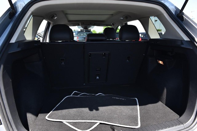 Volkswagen Taos Vehicle Image 26