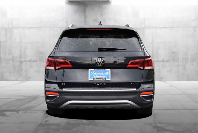 Volkswagen Taos Vehicle Image 06