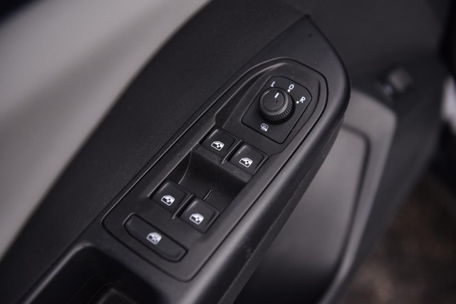 Volkswagen Taos Vehicle Image 08