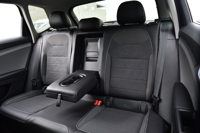 Volkswagen Taos Vehicle Image 21