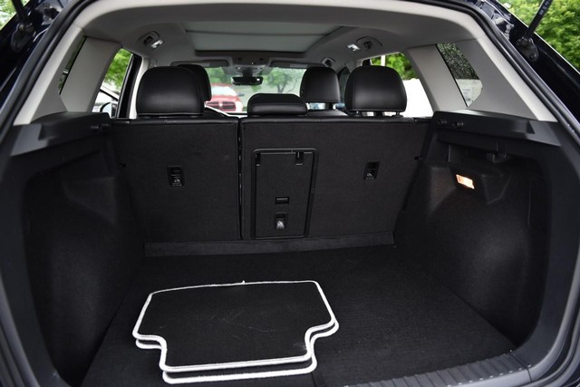 Volkswagen Taos Vehicle Image 24