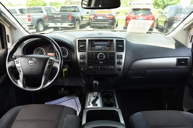 Nissan Armada Vehicle Image 07