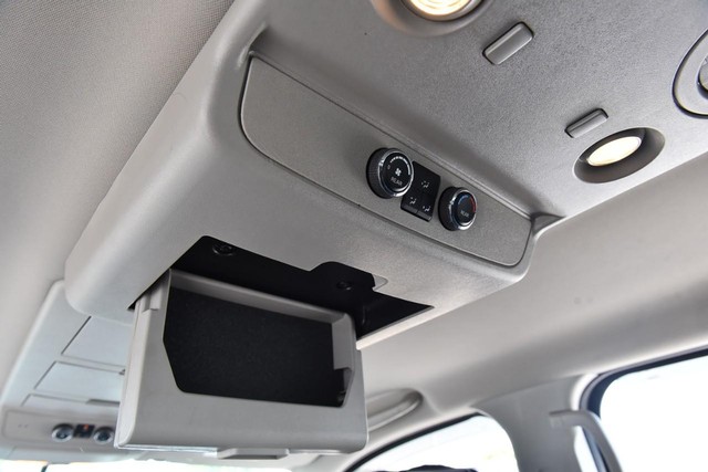 Nissan Armada Vehicle Image 22