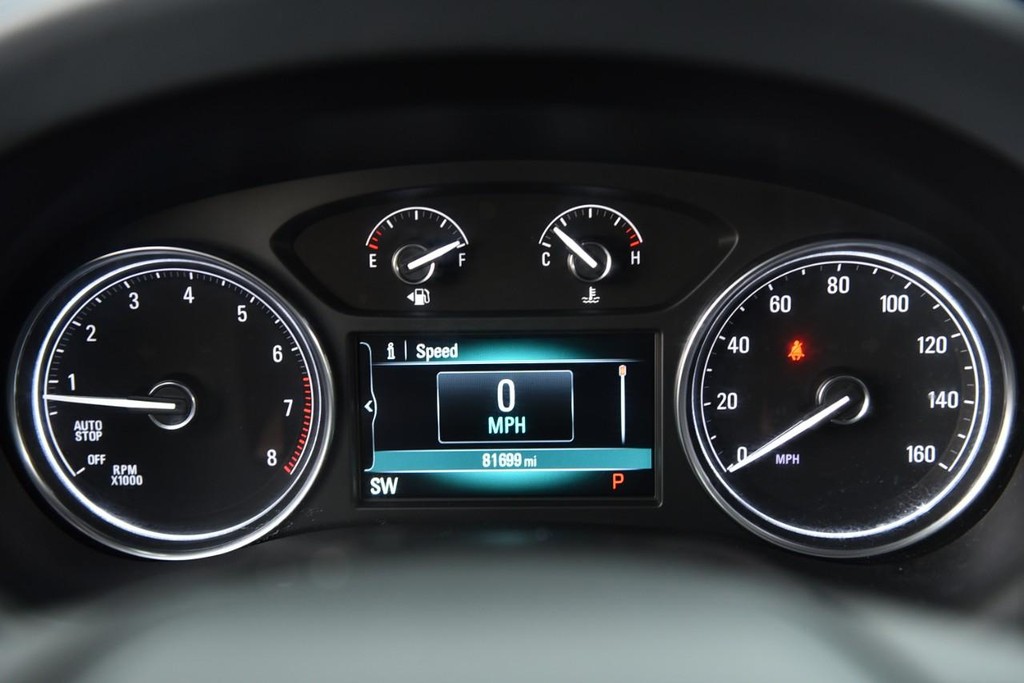 Buick Enclave Vehicle Full-screen Gallery Image 12