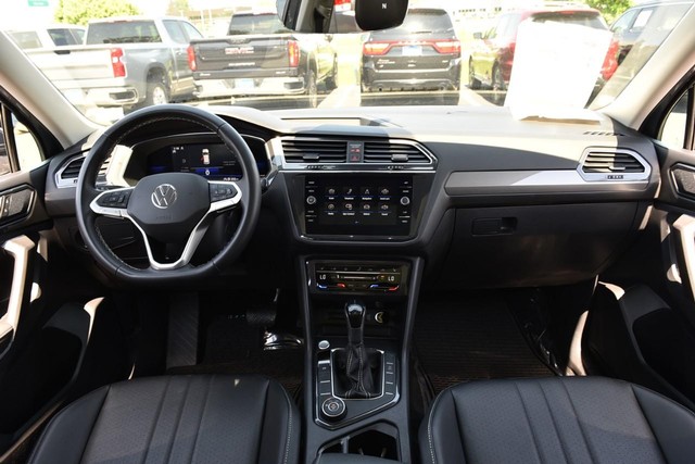 Volkswagen Tiguan Vehicle Image 07