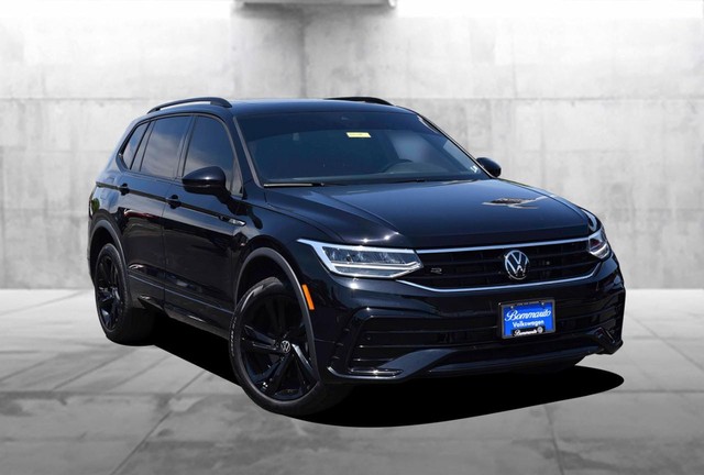 Volkswagen Tiguan Vehicle Image 02
