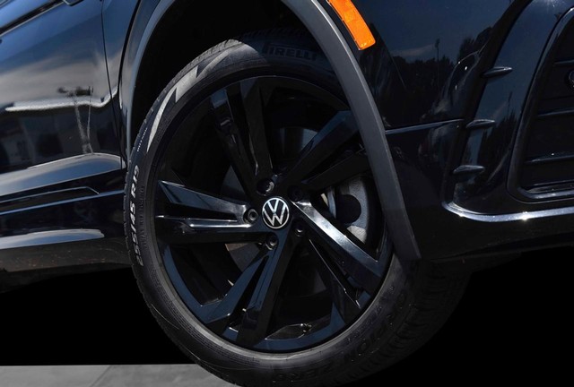 Volkswagen Tiguan Vehicle Image 03