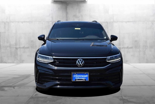 Volkswagen Tiguan Vehicle Image 04