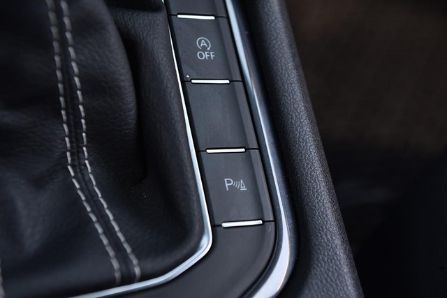 Volkswagen Tiguan Vehicle Image 19