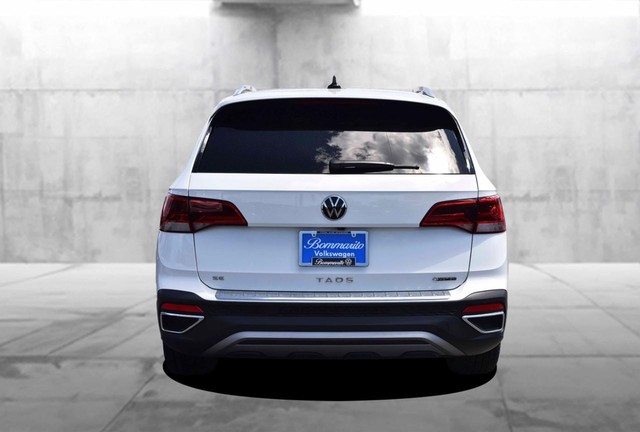 Volkswagen Taos Vehicle Image 06