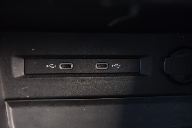 Volkswagen Taos Vehicle Image 15