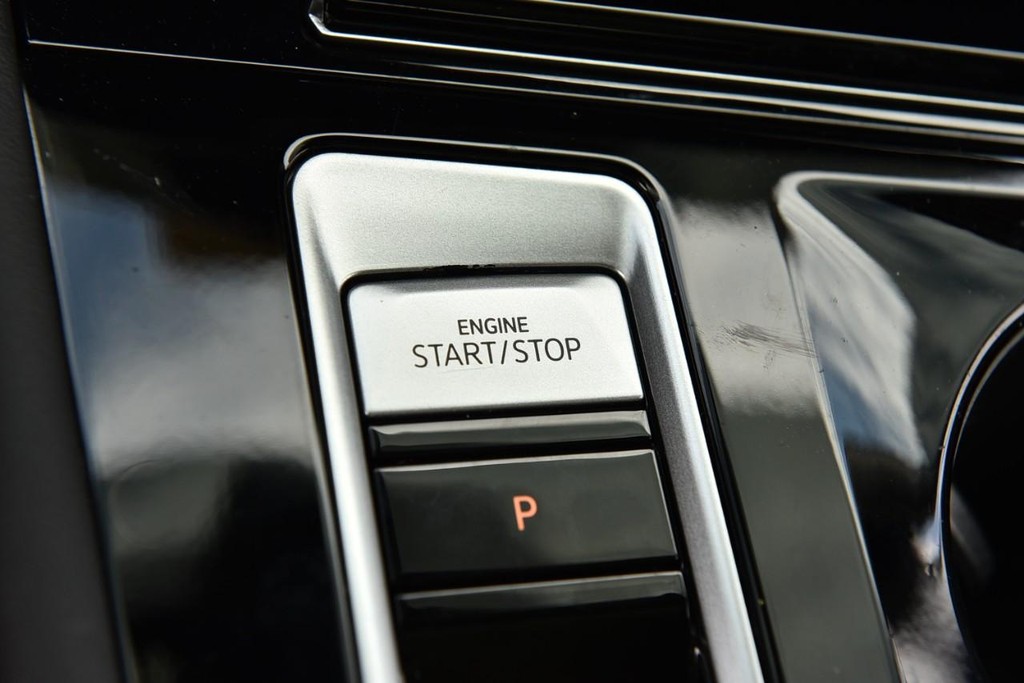 Volkswagen Atlas Vehicle Full-screen Gallery Image 17