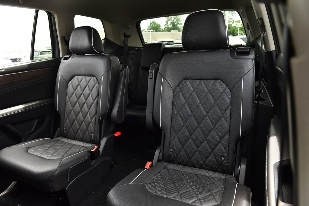 Volkswagen Atlas Vehicle Full-screen Gallery Image 22