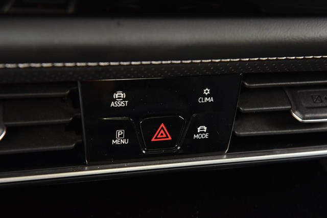 Volkswagen Atlas Vehicle Image 15