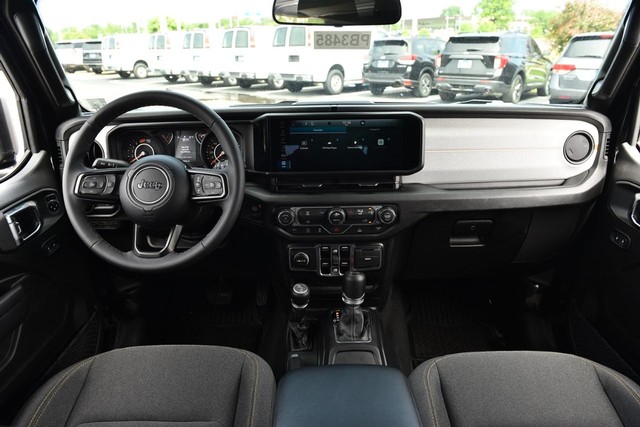 Jeep Wrangler Vehicle Image 07