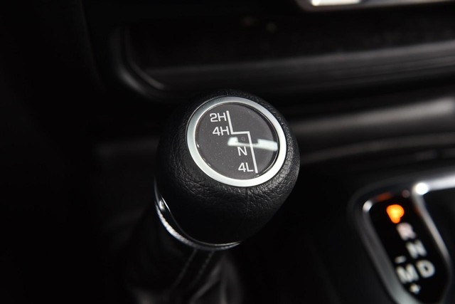 Jeep Wrangler Vehicle Image 17