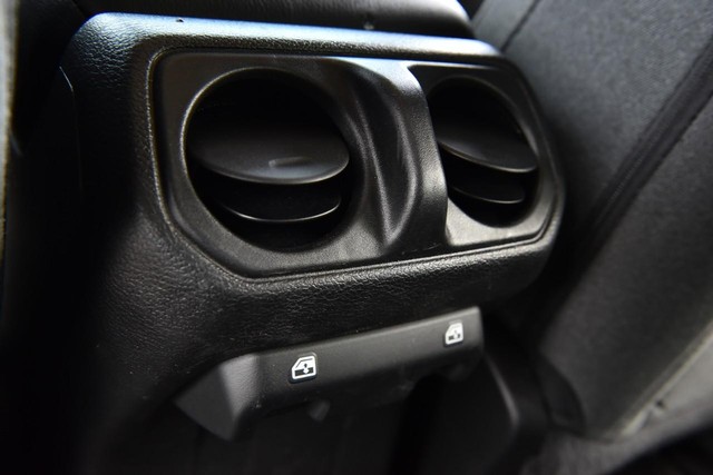 Jeep Wrangler Vehicle Image 23