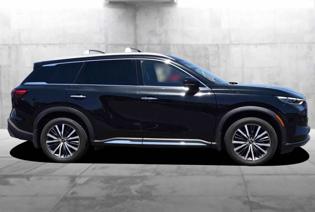 INFINITI QX60 Vehicle Full-screen Gallery Image 5