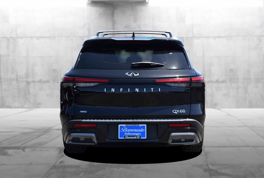 INFINITI QX60 Vehicle Full-screen Gallery Image 6