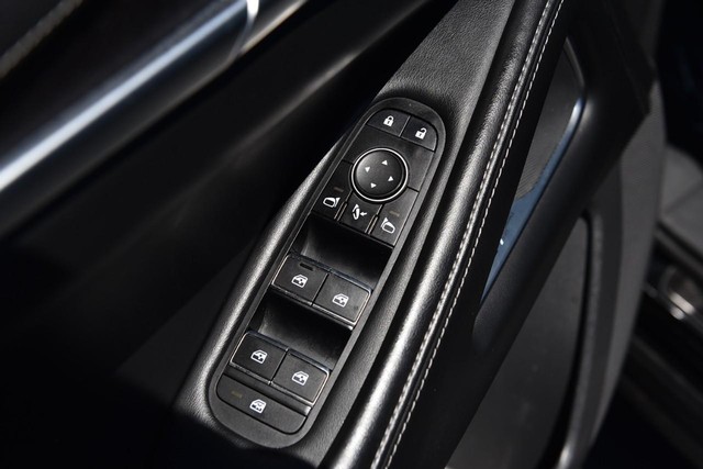 INFINITI QX60 Vehicle Image 08