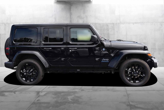 Jeep Wrangler 4xe Vehicle Image 05