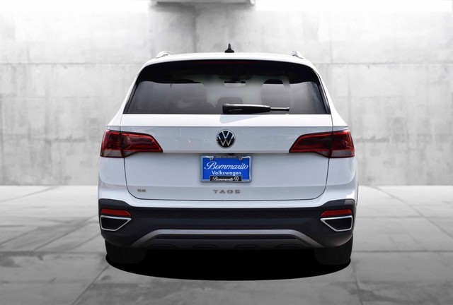 Volkswagen Taos Vehicle Image 06