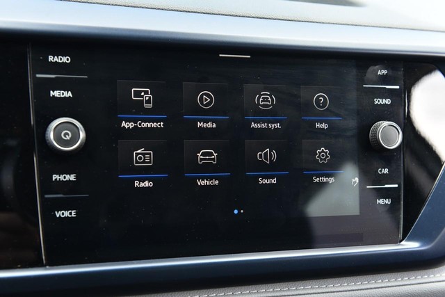 Volkswagen Taos Vehicle Image 13