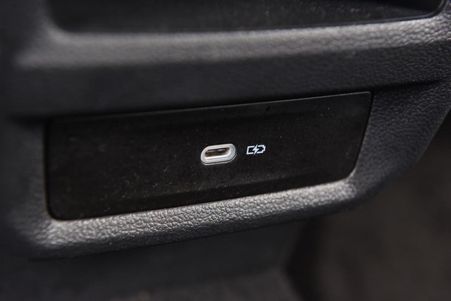 Volkswagen Taos Vehicle Image 22