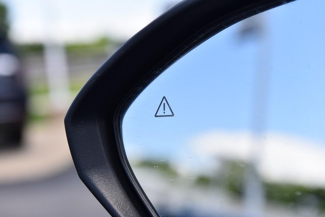 Hyundai Tucson Vehicle Image 09