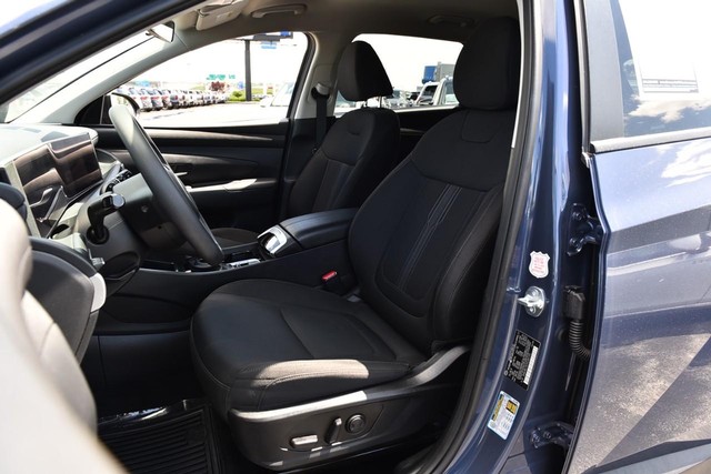Hyundai Tucson Vehicle Image 19