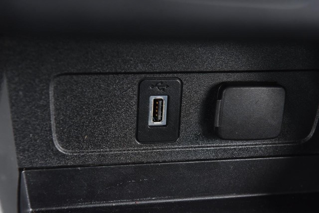 Ford Escape Vehicle Image 17