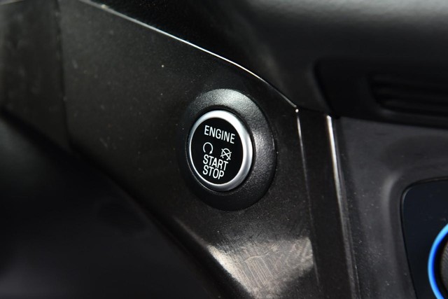 Ford Escape Vehicle Image 18