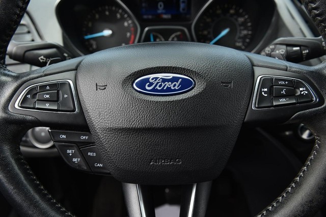 Ford Escape Vehicle Image 19